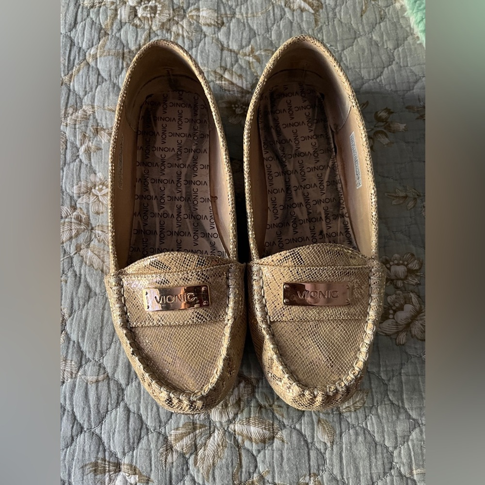Sydney Vionic Gold Snakeskin Loafers - 8.5